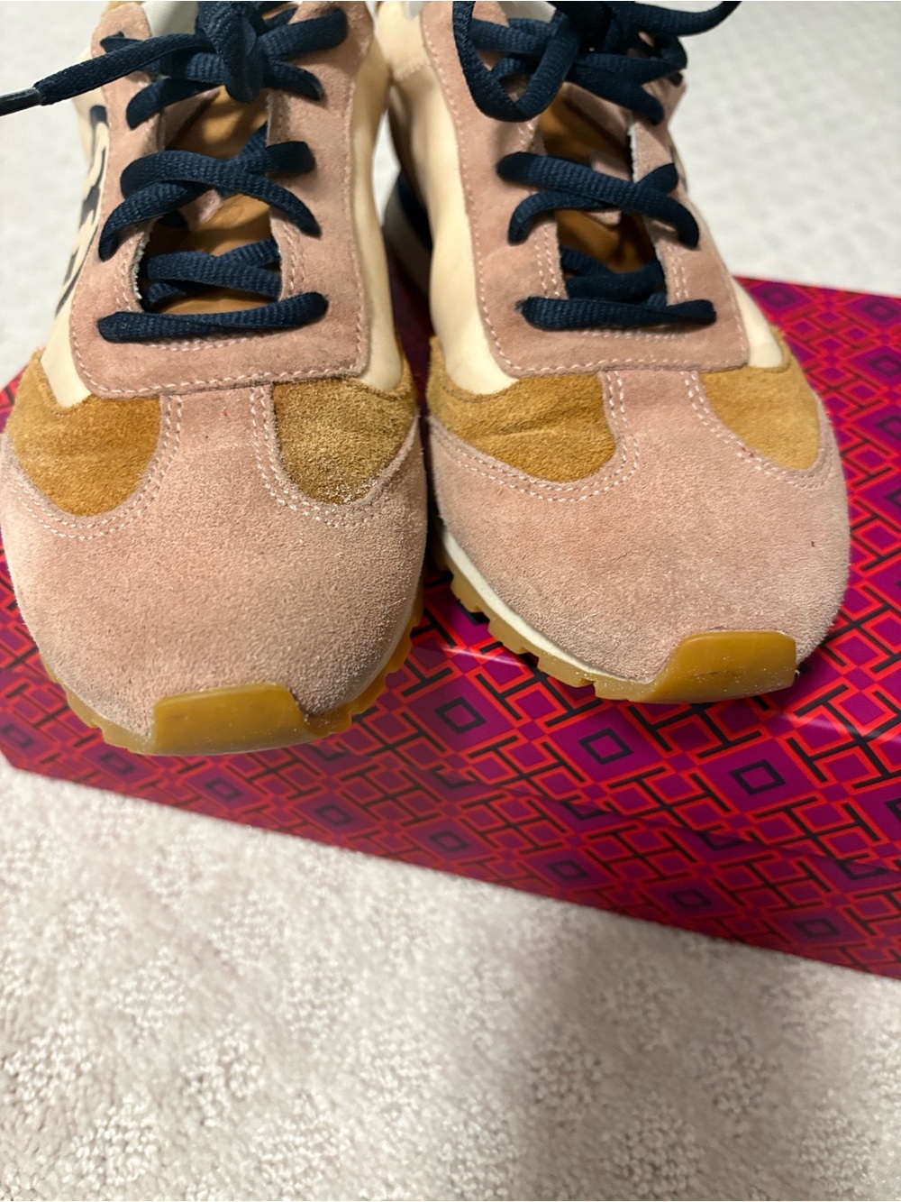 Tory Burch Annie Nylon/Nat Suede Runner - Picture 5 of 14